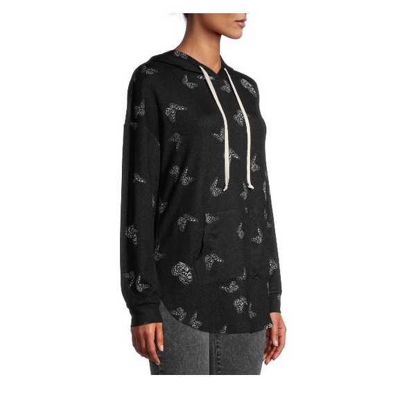 No Boundaries Juniors Super Soft Printed Hoodie - Picture 4 of 4